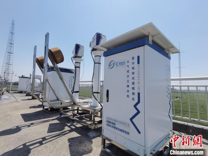 壽縣國(guó)家氣候觀象臺(tái)內(nèi)各種觀測(cè)設(shè)備?！侨?攝