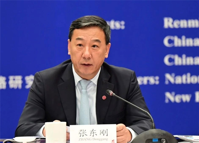 中國人民大學黨委書記、國家發(fā)展與戰(zhàn)略研究院理事長張東剛作論壇開幕致辭。主辦方供圖