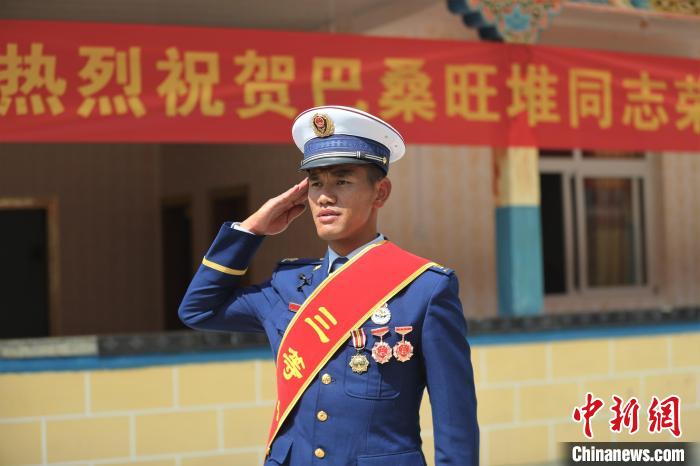 護(hù)西藏“江南”森林生態(tài)安全、提升專業(yè)技能兩位消防員獲個人三等功