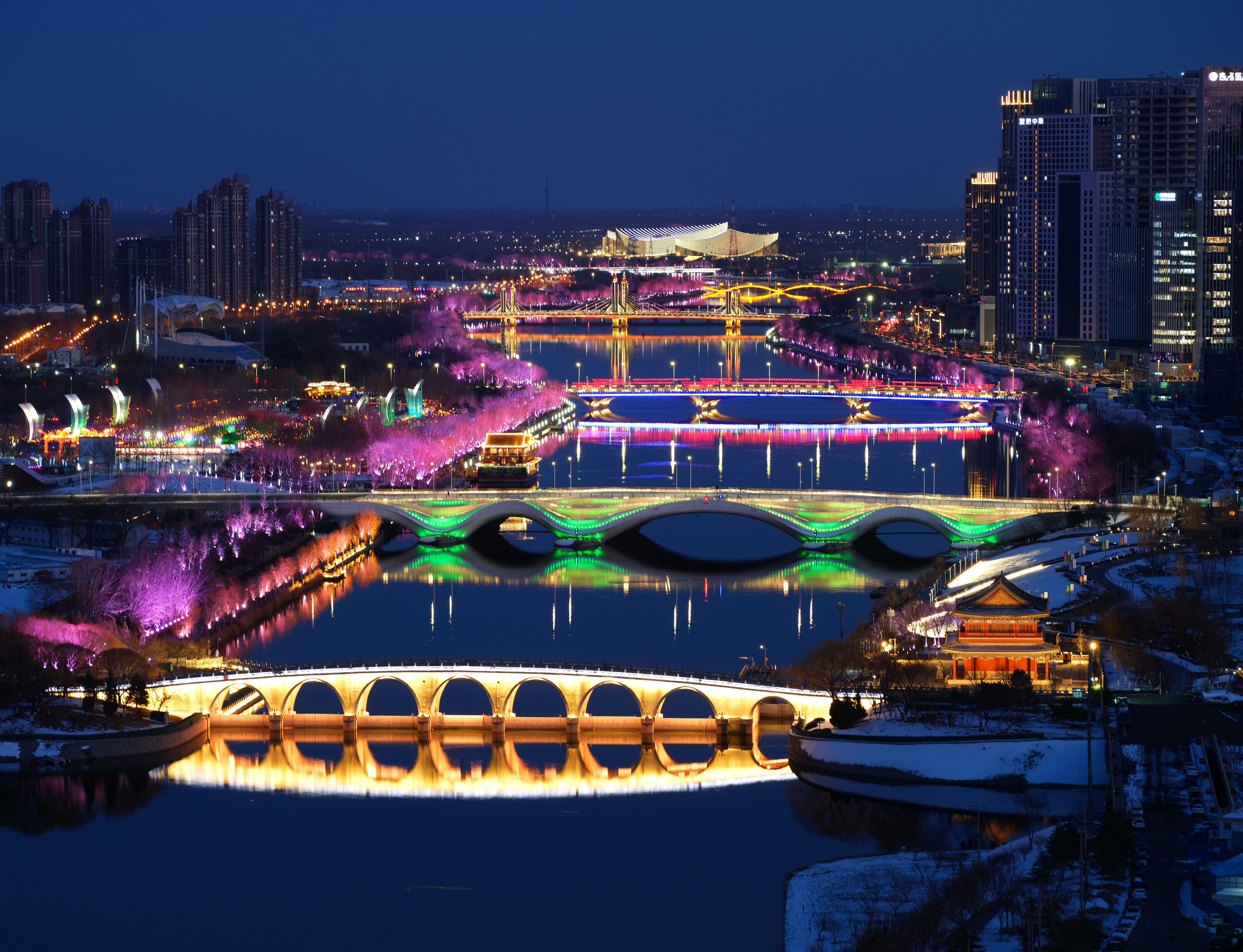 2024年2月22日，京杭大運(yùn)河北京通州段夜景。