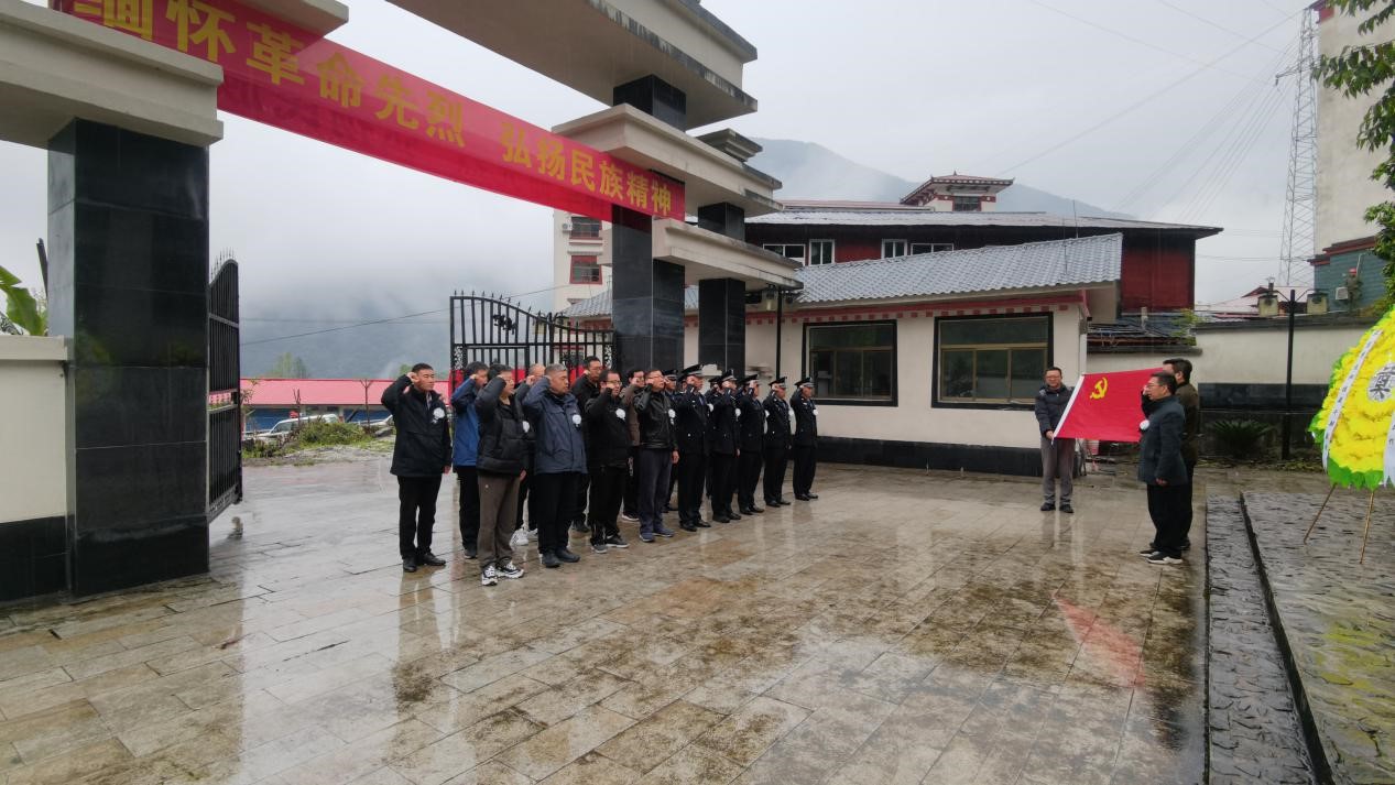 學黨史祭英烈強動力，扎實走好援藏路