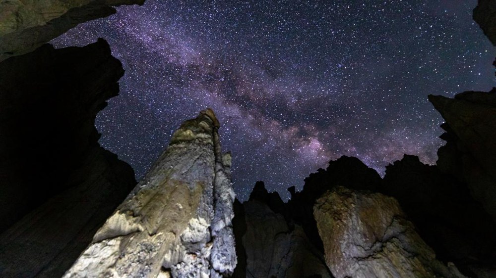 手可摘星辰。貢覺群培攝