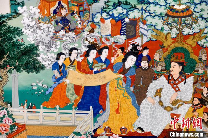圖為5月16日，展覽中的新創(chuàng)唐卡作品(局部)?！±盍?攝